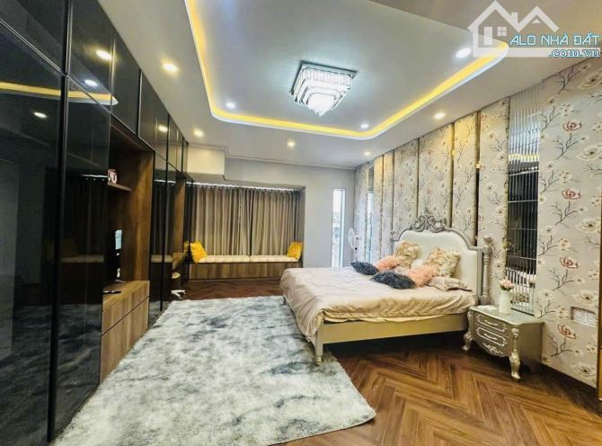 CẦN BÁN GẤP NHÀ 4 TẦNG - CHỈ 6.4 TỶ BÀ HOM-  Q6 - 3