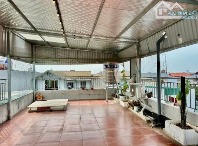 Nhà mới 100% ngay ĐHSP thể dục,thể thao (45m2-3 tầng) Về ở ngay. Chỉ 3.150 tỉ Siêu đẹp,rẻ - 3