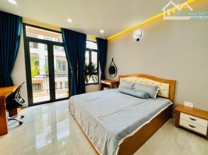 Bán nhà HXH Nguyễn Hồng Đào, DT 68m2 - 4 tầng - giá chỉ 10.7 tỷ TL - 3