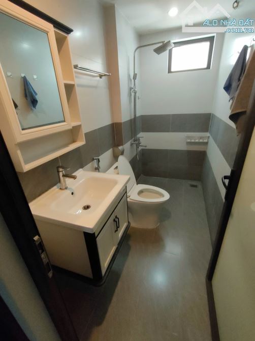 Cho thuê nhà riêng 3PN, 3WC, 40m2, Đường Ngọc Thụy, Long Biên, Hà Nội, 15 triệu - 3