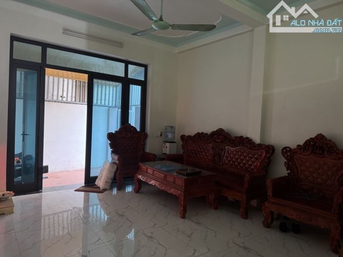 Ước Mơ Sở Hữu Nhà Cho Anh Em Công Nhân -77 m2 Full(thổ cư)-2,7 Tỷ -MT 5M - 3