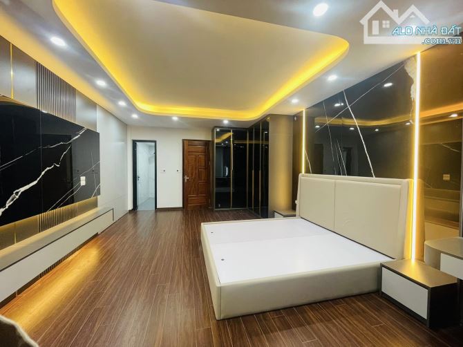 BÁN TOÀ VĂN PHÒNG MINH KHAI, 120M2, 6 TẦNG,GIÁ 24,5 TỶ, THANG MÁY,Ô TÔ, HAI THOÁNG - 3