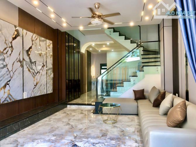 (294) 🏠 BÁN NHÀ 3 TẦNG MỚI XÂY - HÒA XUÂN, ĐÀ NẴNG 📍 Vị trí: Lỗ Giáng, Hòa Xuân, Cẩm Lệ - 3