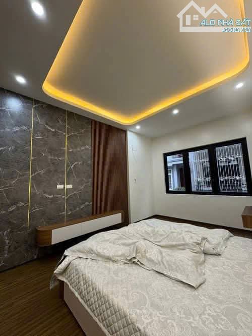 Nhà đẹp, mới, lô góc, 3 thoáng, full nội thất,Nguyễn Đức Cảnh  Hoàng Mai 58m²; 4 Tầng; 9,3 - 3