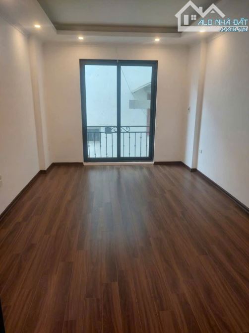 Nhà Hưng Phúc – Hoàng Mai – Ô Tô Đỗ Cổng – Lô Góc – 35m 5 Tầng Mặt Tiền 3,6m, Chỉ 6 Tỷ. - 3