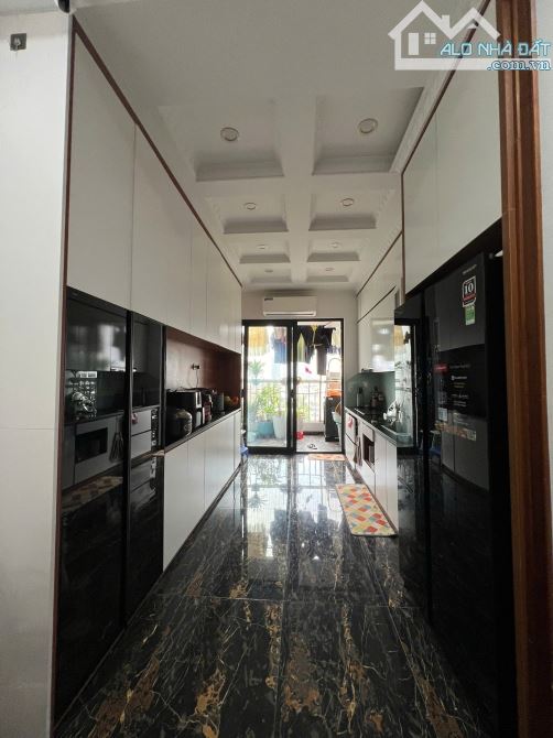 💥💥Chung cư 71 Nguyễn Chí Thanh 94m 2PN 2WC, mặt phố VIP, Nội thất đẹp, 7.5 Tỷ - 3