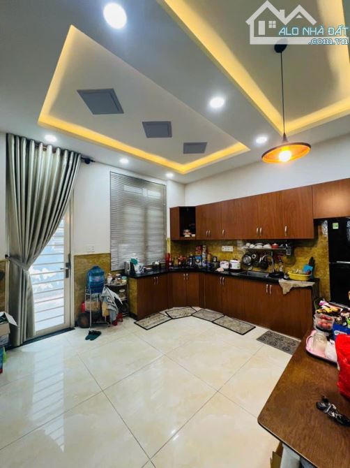 ✨ BÁN NHÀ PHẠM ĐĂNG GIẢNG - DIỆN TÍCH 105M² 🌟 - 3