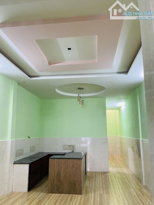 SIÊU HOT! Trung Mỹ Tây - hẻm 6m thông - 100m2 - chỉ nhỉnh 6 tỷ - 4