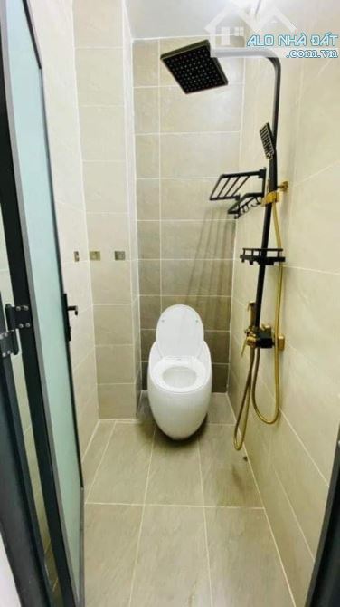 Bán nhà  tuyệt đẹp 40m2, 1 trệt+ 1 lầu, gần công viên làng hoa Gò Vấp, giá chỉ 3.1 Tỹ - 4