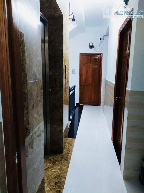 PHẠM VĂN CHIÊU - CHDV 6 TẦNG - 120m2, (6.5x18)m - THANG MÁY - ĐƯỜNG 8m - DOANH THU 1 Tỷ - 4