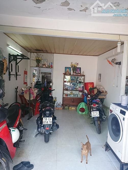 Bán nhà cấp 4 hẻm xe hơi khu dân cư Himlam quận 7 - 4