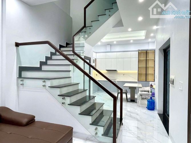 Bán căn nhà 4 tầng lô góc,  ngõ phố Ngô Quyền, thông sang Nguyễn Chí Thanh. TP Hải Dương. - 4