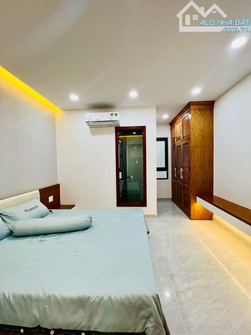 Bán nhà HXH Nguyễn Hồng Đào, DT 68m2 - 4 tầng - giá chỉ 10.7 tỷ TL - 4