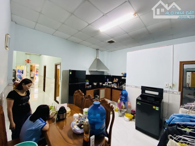 Bán nhà Hẻm Xe Hơi Đường Tô Ngọc Vân 100m2 5mx20m Gần Bệnh Viện Thủ Đức Nhỉnh 8 Tỷ - 4