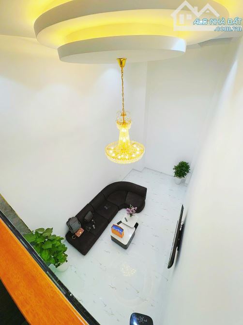 NHÀ 26 THÁNG 3 - 60M2 - 5TẦNG - 5PN - MẶT TIỀN HẺM - Ô TÔ NGỦ TRONG NHÀ - CHỈ 5TỶ NHỈNH C - 4