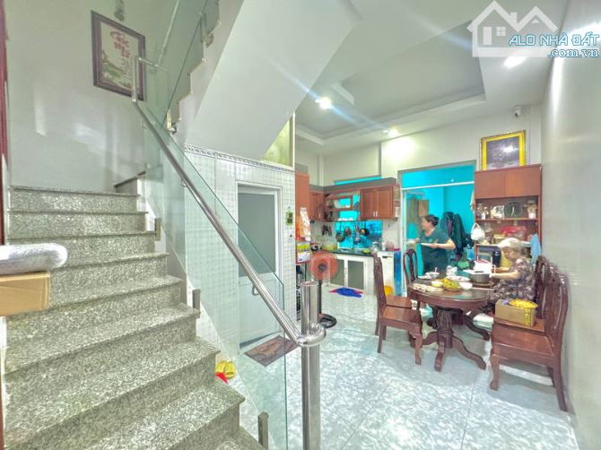 🏡 BÁN GẤP NHÀ 3 TẦNG HẺM XE HƠI 5M - ĐƯỜNG TAM BÌNH - GIÁ SIÊU HỜI GIẢM 700 TRIỆU! - 4