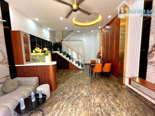 Gia đình cần tiền bán gấp nhà mặt tiền đường Ký Hòa, 4x24m, 5 tầng, chỉ 22 tỷ còn bớt - 4