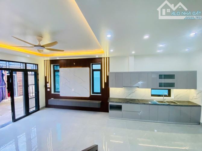 Bán nhà trong ngõ lô góc đường Vĩnh Mạc - 4