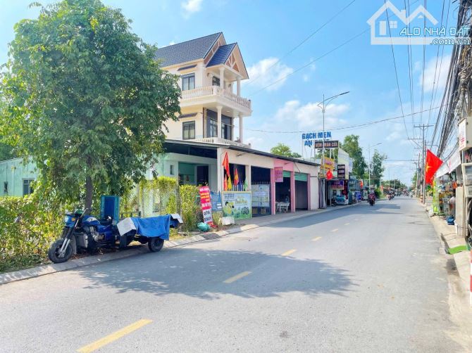 BÁN NHÀ 1 TRỆT 1 LẦU - SỔ RIÊNG, HẺM XE HƠI - CÁCH NHÀ BÈ CHỈ 5P 👉GIÁ 2.4 TỶ - 4