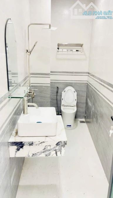Bán gấp nhà đường Hoàng Phan Thái, Bình Chánh,Kế bên chợ Bình Chánh,giá chỉ 890tr - 5