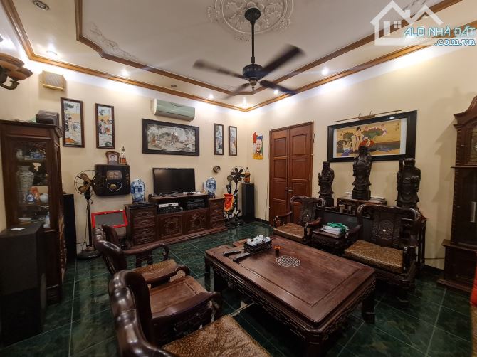 Bán nhà phân lô  Xã Đàn, Đống Đa – 200m² – 5 tầng – 2 mặt ngõ, 4 mặt thoáng. - 5