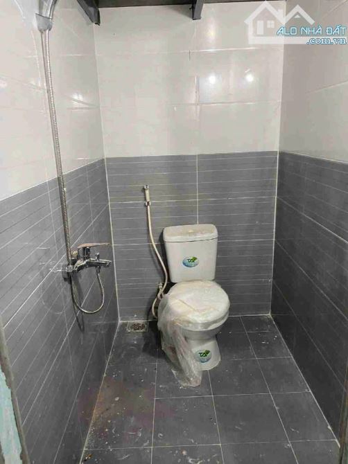 Cần bán dãy phòng trọ gồm 6p đang có dòng tiền đều 15tr/tháng - 5