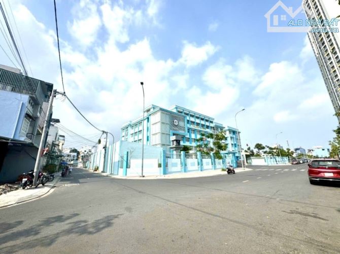 [QUẬN 8] KHU VIP - BIỆT THỰ  - BÙI MINH TRỰC - XE HƠI - NGỦ TRONG NHÀ - 6