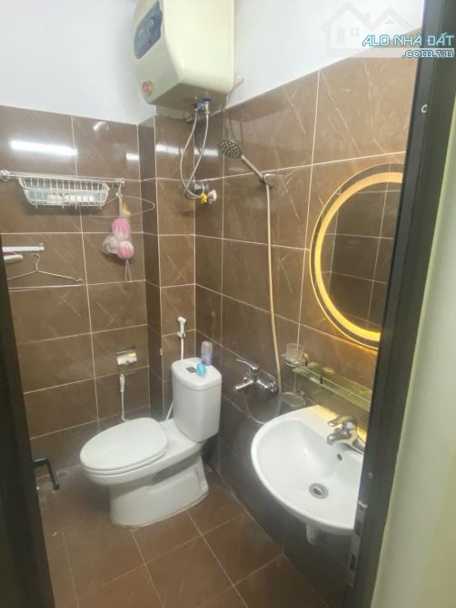 Cho thuê nhà 4 tầng x 25m2, 139 Tam Trinh 9 Triệu Full đồ - 6