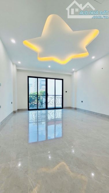 Bán nhà Nguyễn Chí Thanh, oto tránh, vị trí vàng, DT 58m2 x 7T, thang máy, giá 24 tỷ - 6