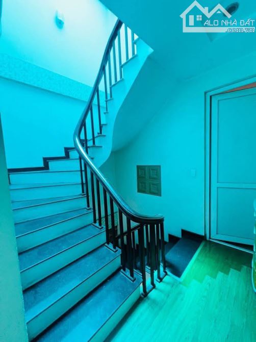 📣 Bán nhà 44m2 x 4 tầng Ngô Gia Tự, Long Biên, Ô tô tránh, Dân xây, Sát phố, 6 tỷ 8 - 6