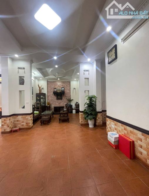 Bán căn tập thể tầng 1 thuộc khu đô thị mới nghĩa đô ngõ 10 Nguyễn Văn Huyên - 6