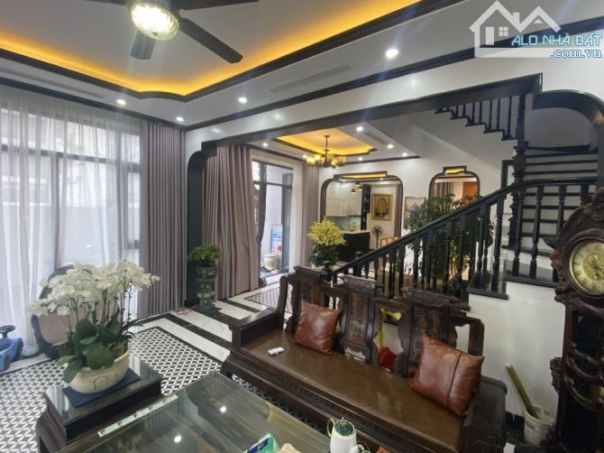Biệt thự KĐT mới Dương Nội - 180m, 4 tầng, MT 10m - Lô góc 3 thoáng - 35 tỷ - 6