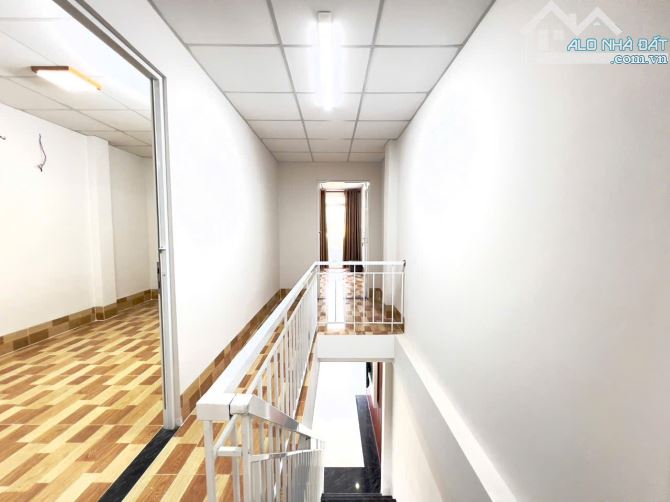 BÁN NHÀ TRỆT LẦU GÓC 2 MẶT TIỀN GẦN SIÊU THỊ AEON MALL GIÁ 1 TỶ 990 - 7