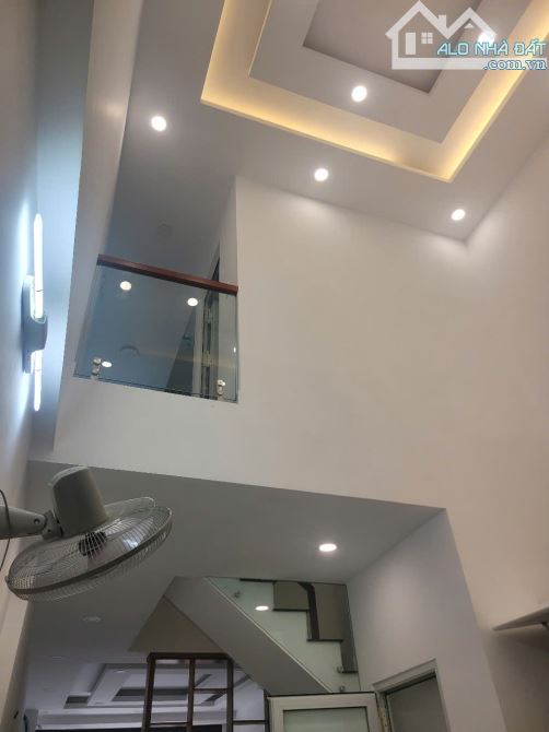 Gấp! NHÀ 5 TẤM LÊ HỒNG PHONG Q10 NHÀ MỚI TOANH GIÁ SIÊU RẺ , ĐƯỜNG RỘNG 8M - 8