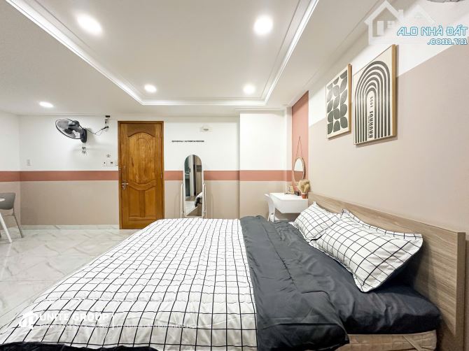 Khai Trương căn hộ ngay trung tâm quận 10, cửa sổ đón nắng, ngay công trường dân chủ - 9