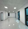 Cho Thuê Nhà Ngô Gia Tự, Long Biên 190m2, 2T giá 20 triệu (Đường ô tô tránh)