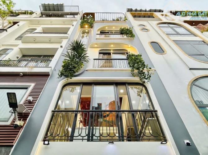 Kẹt vốn bán nhà Nguyễn Kiệm, p.4, Phú Nhuận. Giá 3,26 tỷ/60m2, đường rộng rãi