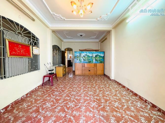 Bán GẤP nhà 3 lầu, HẼM XE TẢI, đường số7, P3 Gò Vấp 10,8 tỷ.
