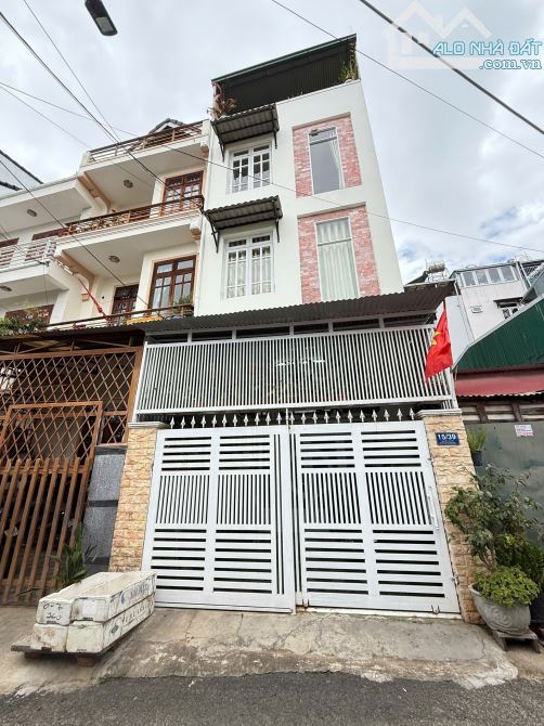 Bán Nhà Phố 4 Tầng Ngang Gần 5m Đường Nguyễn Khuyến Phường 5 Đà Lạt Đường Ô Tô 6m