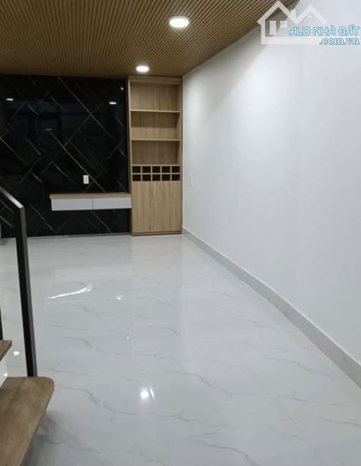 Cho thuê nhà 2 tầng Chính Hữu - Sơn Trà