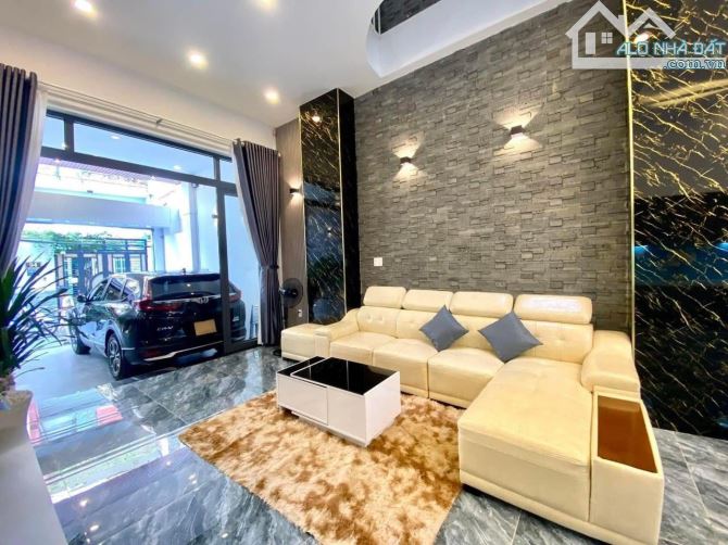 Nhà mới HXH gần MT Hậu Giang, 4 x 17, 4 tầng BTCT, 5PN 3WC, gần cc Him Lam, khu dân trí