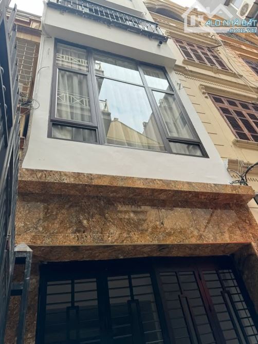 BÁN NHÀ- THANH XUÂN-PHÂN LÔ BCA-Ô TÔ ĐỖ CƯA-VỊ TRÍ TRUNG TÂM-35m² 6T GIÁ 11TỶ