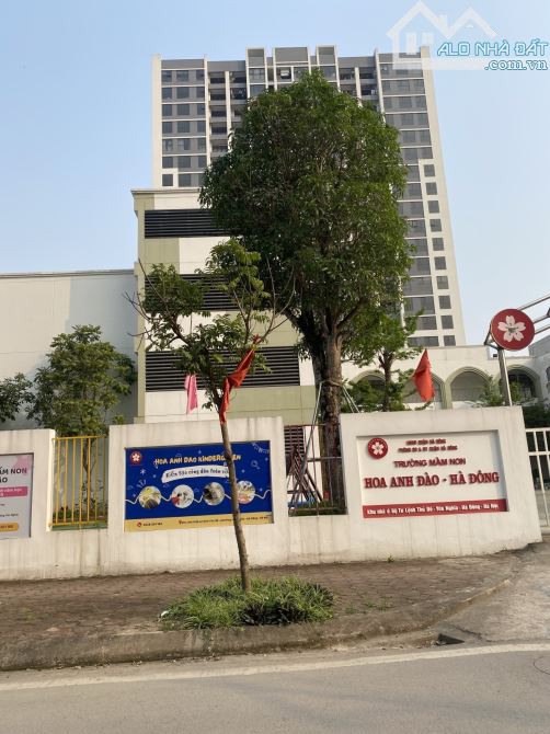 BÁN GẤP NHÀ LK KHU B YÊN NGHĨA 50m2 x 4T x Mt4,5m giá 12,1 tỷ