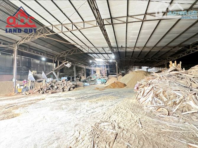 X060 🆘 Bán nhà xưởng 2500m2 mặt tiền xe CONT tân hoà - biên hoà - đồng nai