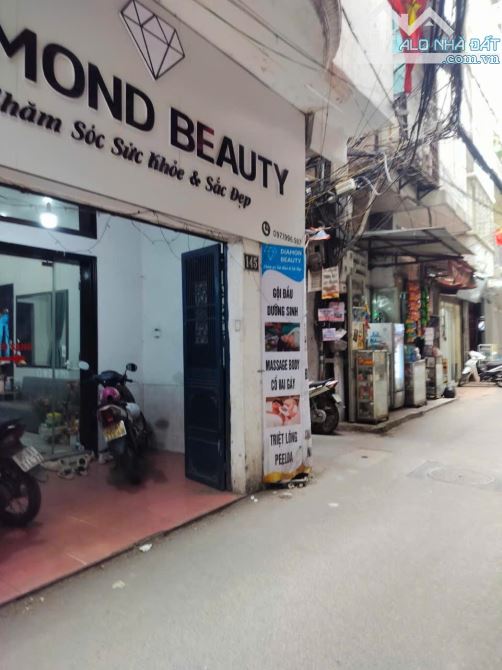Văn Chương - Đống Đa 38m 4 ngủ, gần hồ, gàn ủy ban, khu vực đông dân cư, kinh doanh sầm