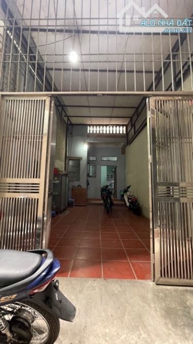 Bán nhà Đông Thiên 4 tầng 37m2