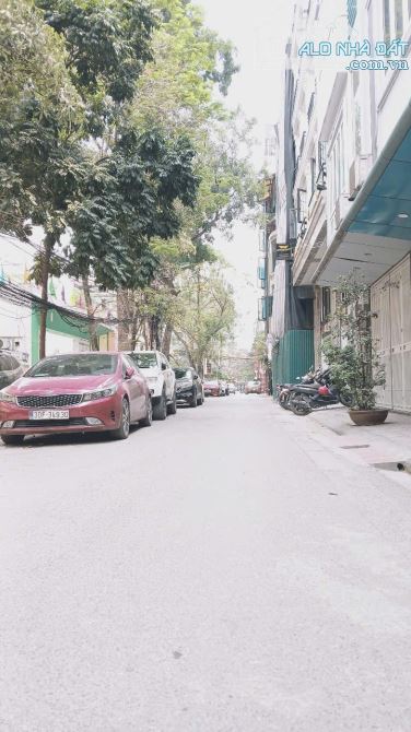 Nhà đẹp 5 t, Mt 5m, Ô tô đỗ cửa, Huỳnh Thúc Kháng.Giá tốt 7.1 tỷ.
