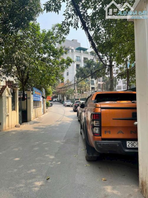 Biệt thự 3 tầng Tô Ngọc Vân 262m hơn 70 Tỷ Tây Hồ Hà Nội siêu vip gần Hồ Tây đẳng cấp thượ