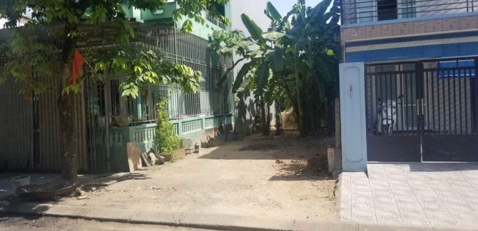 BÁN ĐẤT KIM LONG ĐƯỜNG RỘNG GẦN CHỢ TRƯỜNG HỌC