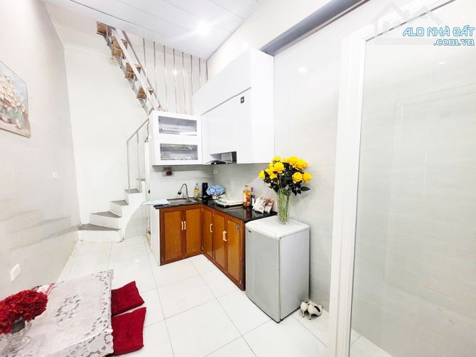 HIẾM-NHÀ VĂN HƯƠNG(TÔN ĐỨC THẮNG) ĐẸP 18m2x4 TẦNG, 2 NGỦ Ở NGAY GIÁ 2,85TỶ